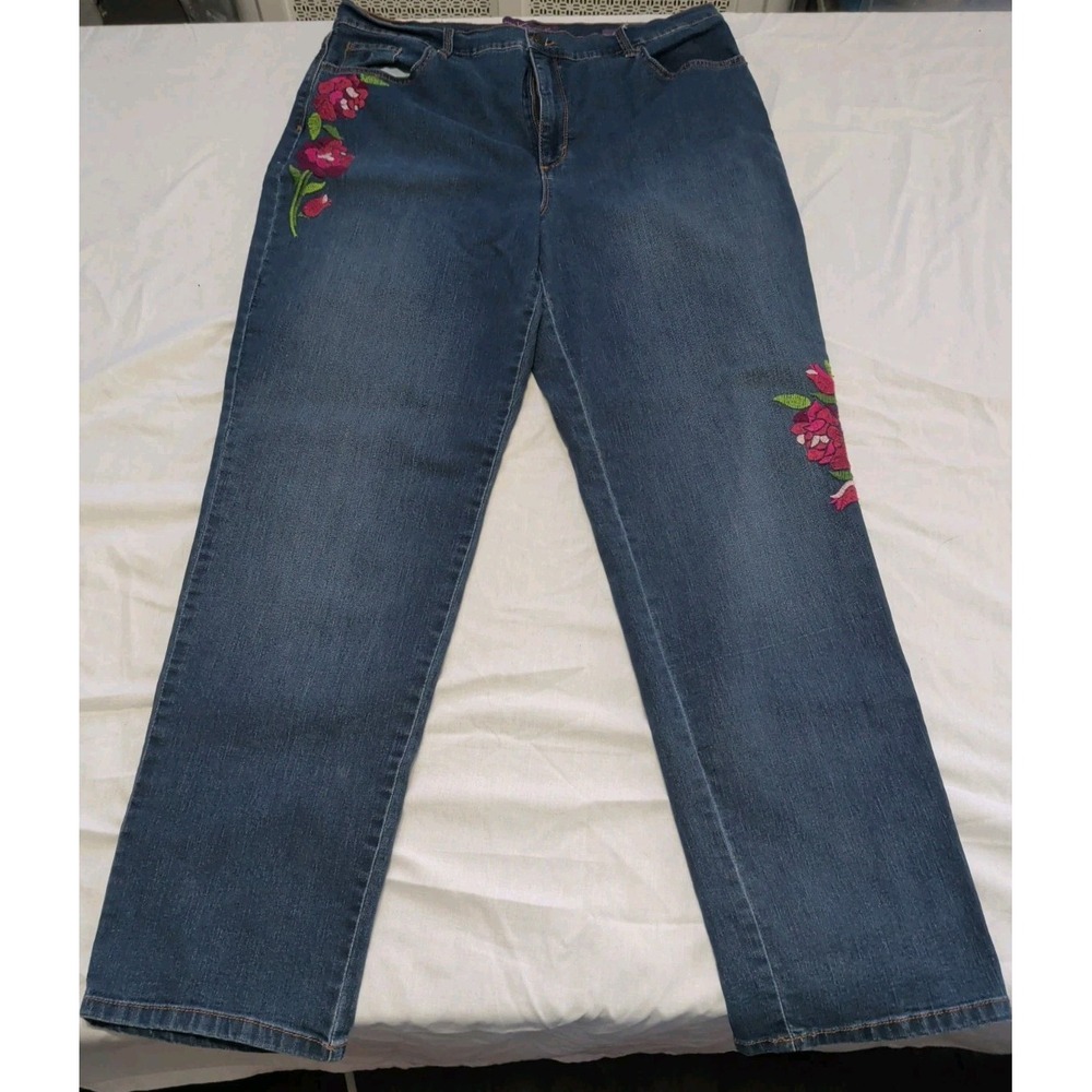 Pyramid Collection Women's Jeans with an embroidered  flower pattern, Size 16W
